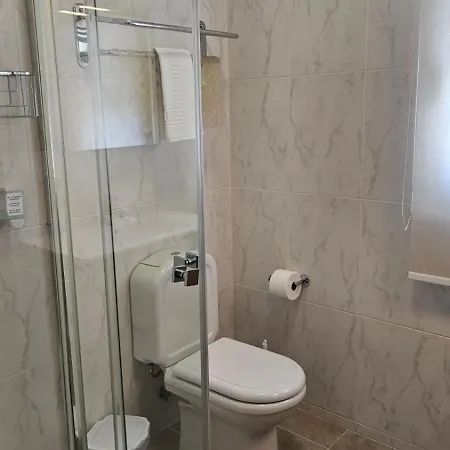Holiday home Seabreeze- Sea View-heated Pool-near